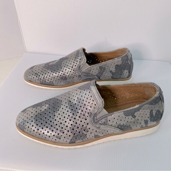 Trask Andi Perforated Flat In Pewter Camouflage Suede Size 7M - Picture 8 of 14